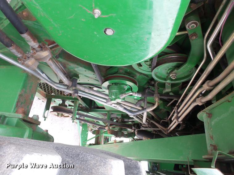 image for item L1509 1990 John Deere 9600 combine
