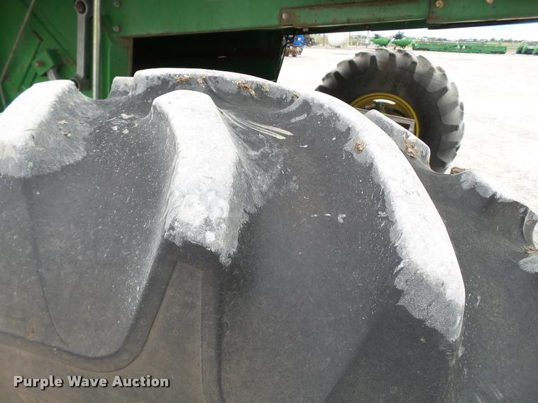 image for item L1509 1990 John Deere 9600 combine