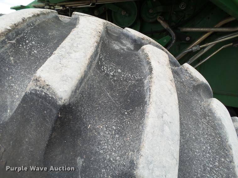 image for item L1509 1990 John Deere 9600 combine