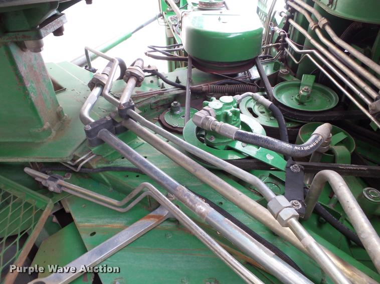 image for item L1509 1990 John Deere 9600 combine