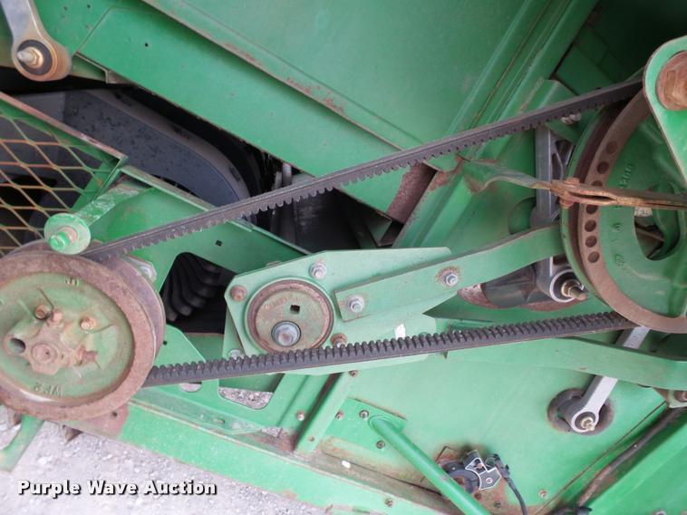 image for item L1509 1990 John Deere 9600 combine