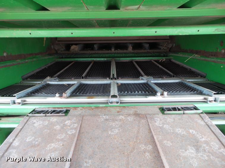 image for item L1509 1990 John Deere 9600 combine