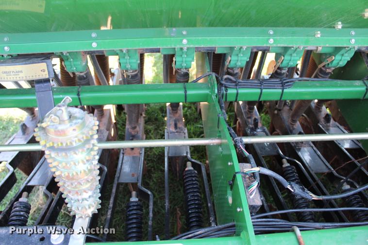 image for item L1957 Great Plains 3P806NT-1375 no-till grain drill