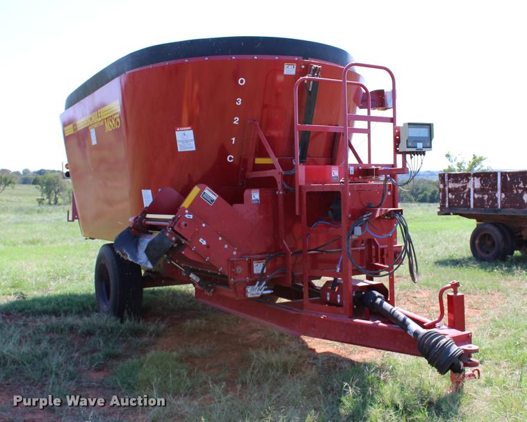 image for item L1959 2015 Schuler MS875 vertical mixer feed wagon
