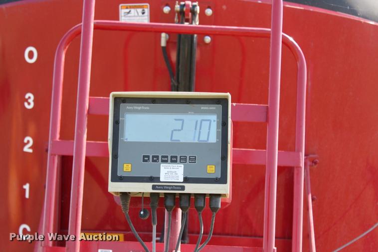 image for item L1959 2015 Schuler MS875 vertical mixer feed wagon