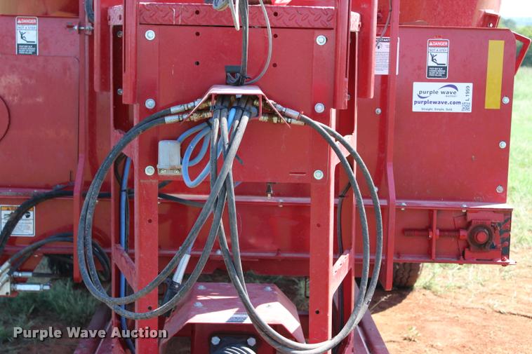 image for item L1959 2015 Schuler MS875 vertical mixer feed wagon