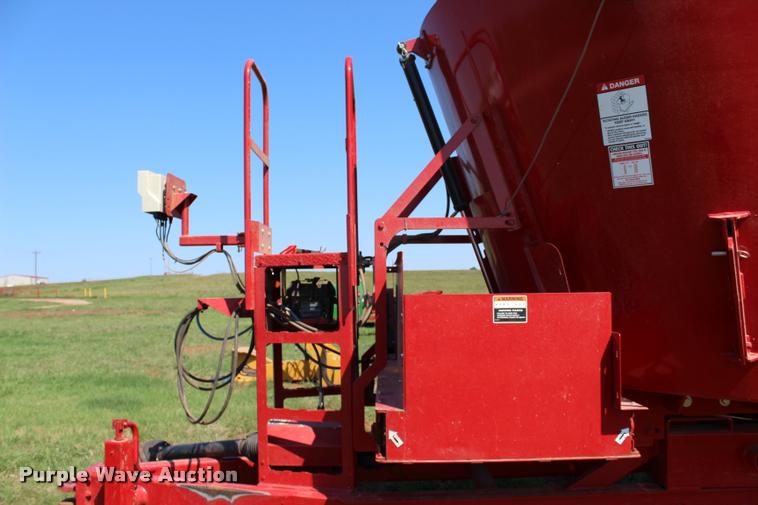 image for item L1959 2015 Schuler MS875 vertical mixer feed wagon