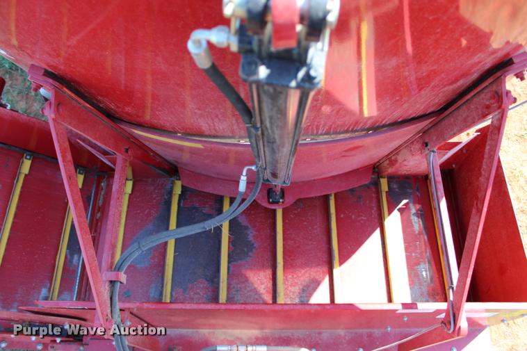 image for item L1959 2015 Schuler MS875 vertical mixer feed wagon