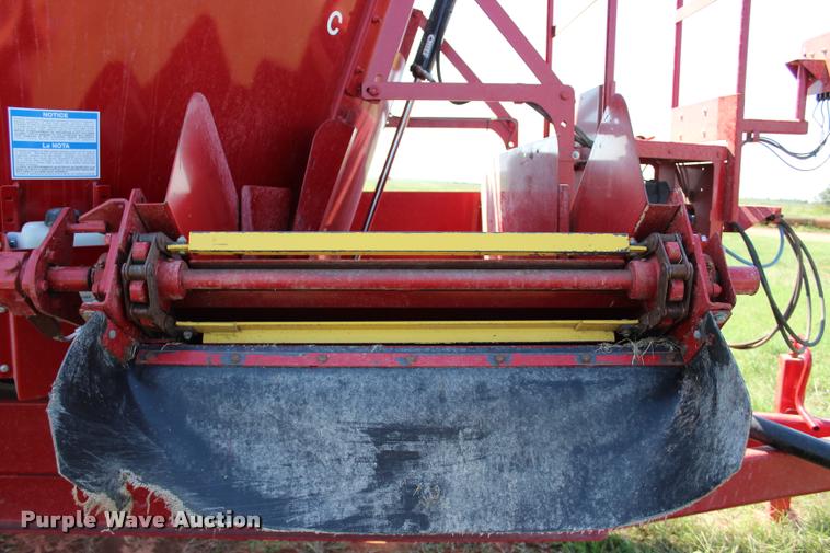 image for item L1959 2015 Schuler MS875 vertical mixer feed wagon