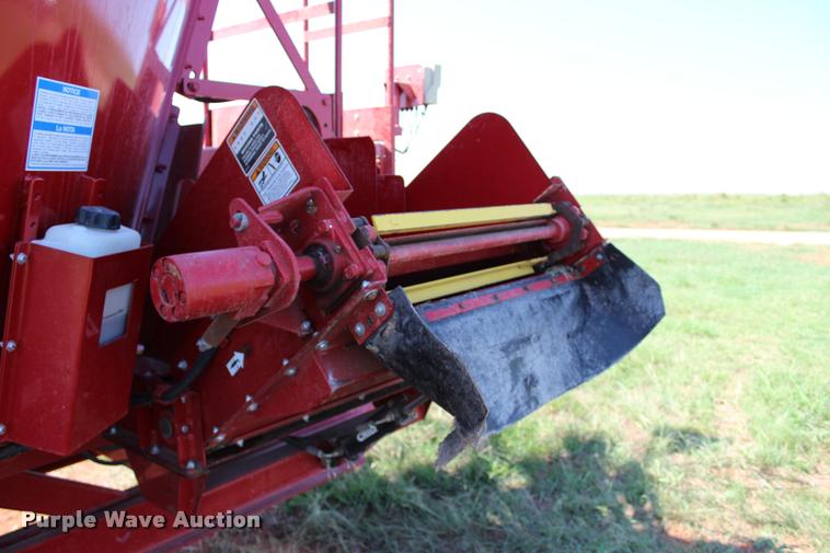 image for item L1959 2015 Schuler MS875 vertical mixer feed wagon