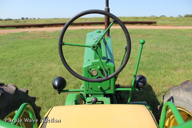 image for item L1961 1953 John Deere 50 tractor