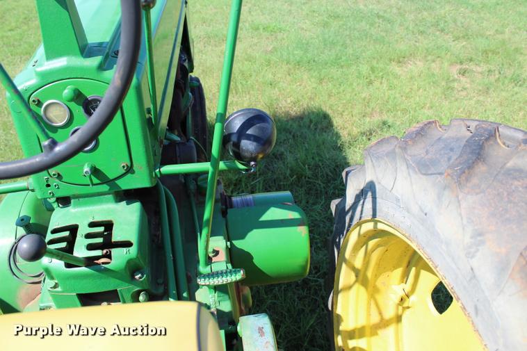 image for item L1961 1953 John Deere 50 tractor