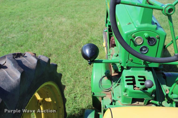 image for item L1961 1953 John Deere 50 tractor