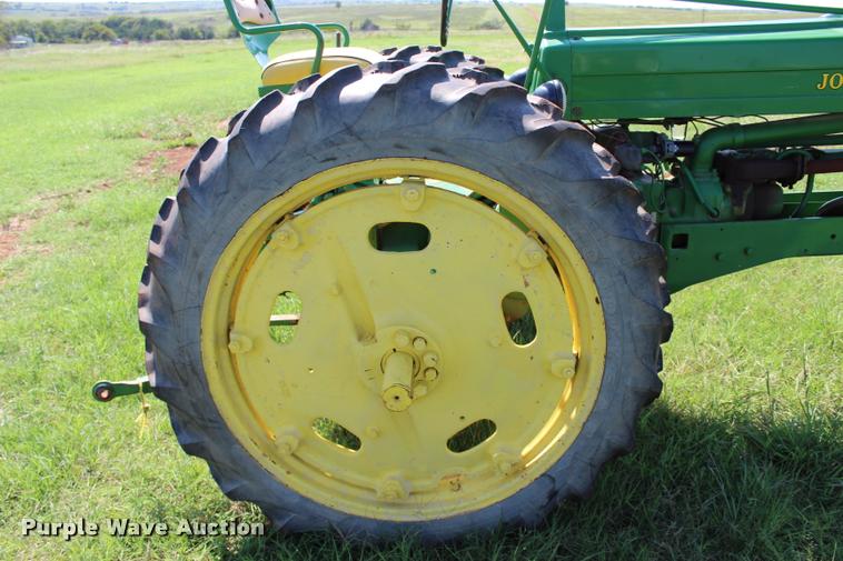 image for item L1961 1953 John Deere 50 tractor