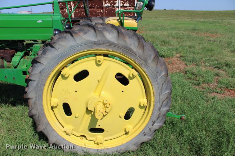 image for item L1961 1953 John Deere 50 tractor