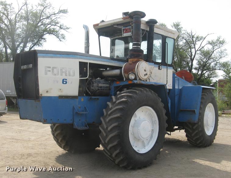 image for item L2265 Ford FW60 4WD tractor