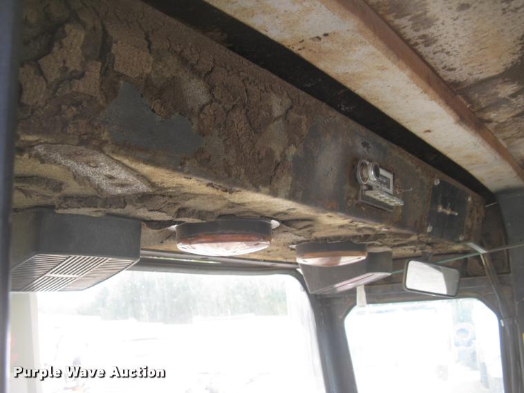 image for item L2265 Ford FW60 4WD tractor