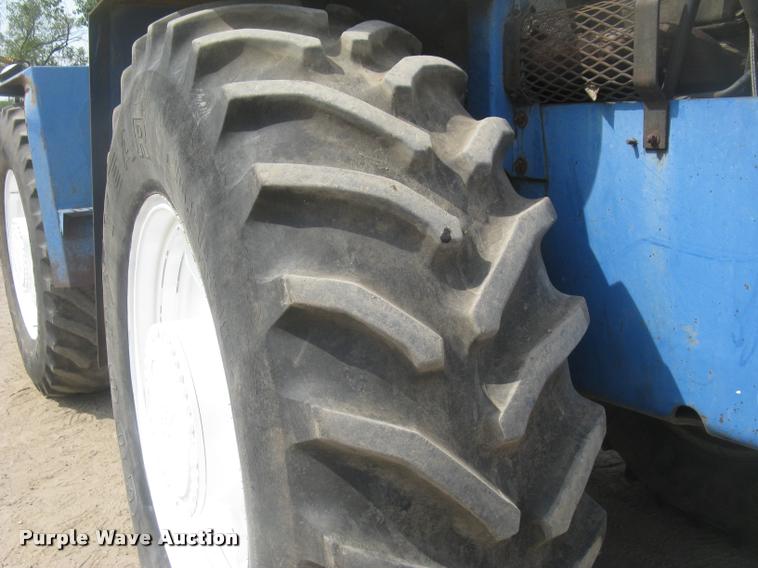 image for item L2265 Ford FW60 4WD tractor
