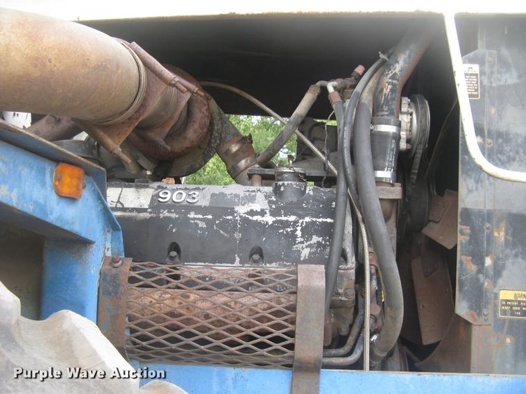 image for item L2265 Ford FW60 4WD tractor