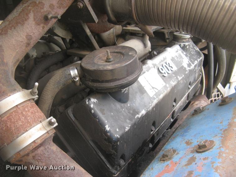 image for item L2265 Ford FW60 4WD tractor