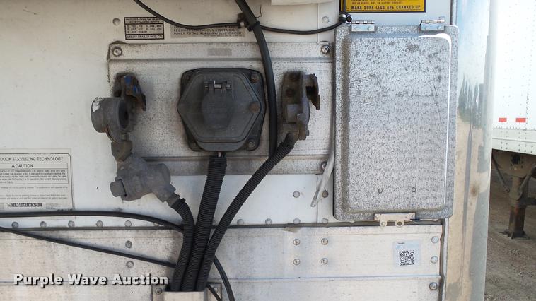 image for item DA1106 2007 Utility 300R refrigerated van trailer