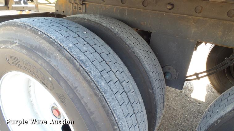 image for item DA1106 2007 Utility 300R refrigerated van trailer