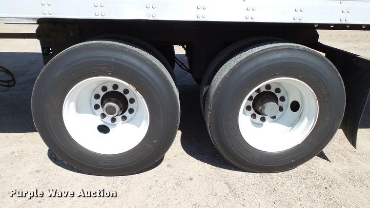 image for item DA1106 2007 Utility 300R refrigerated van trailer