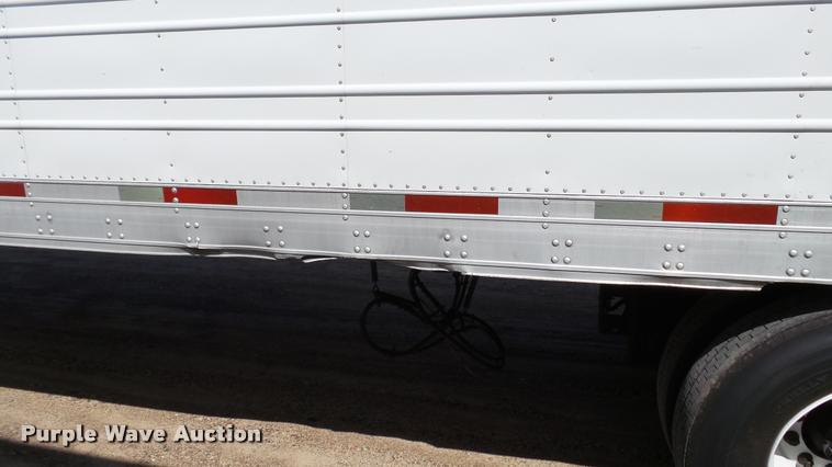 image for item DA1106 2007 Utility 300R refrigerated van trailer