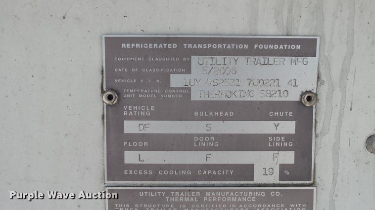 image for item DA1106 2007 Utility 300R refrigerated van trailer