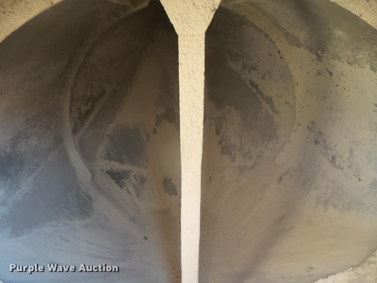 image for item DA1666 1979 Fruehauf HEB-F2-J-985 triple hopper pneumatic dry bulk tank trailer