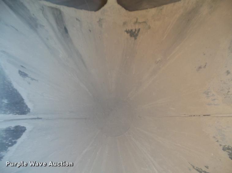 image for item DA1666 1979 Fruehauf HEB-F2-J-985 triple hopper pneumatic dry bulk tank trailer