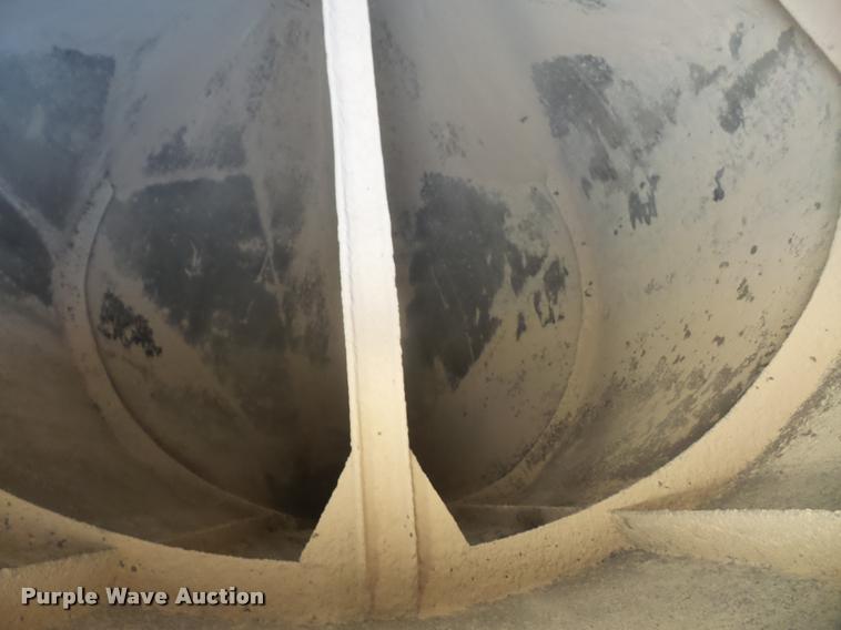 image for item DA1666 1979 Fruehauf HEB-F2-J-985 triple hopper pneumatic dry bulk tank trailer