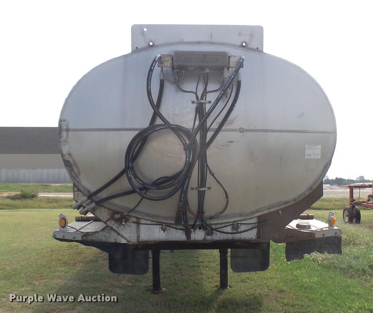 image for item DB3435 1971 Fruehauf TKG-F2-EDT tank trailer