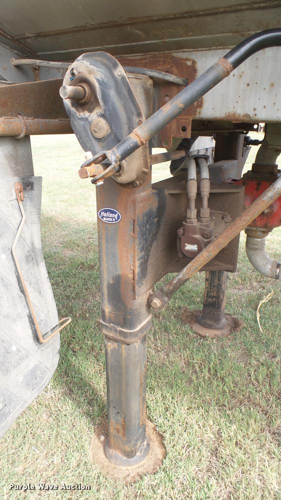 image for item DB3435 1971 Fruehauf TKG-F2-EDT tank trailer