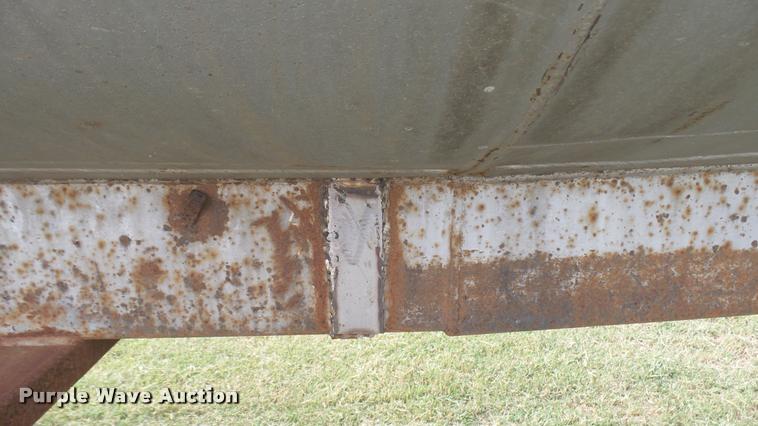 image for item DB3435 1971 Fruehauf TKG-F2-EDT tank trailer