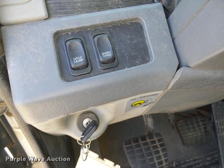 image for item DB4100 2006 Freightliner Columbia semi truck