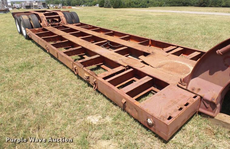 image for item DB4101 1998 Talbert TD-25-RG-RA lowboy equipment trailer