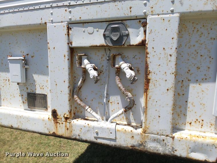 image for item DB4103 1970 Fruehauf FBZ-F2-40 dry van trailer