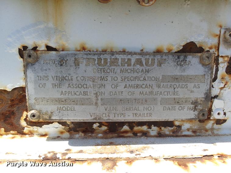 image for item DB4104 1975 Fruehauf FBZ9-F2-40 dry van trailer