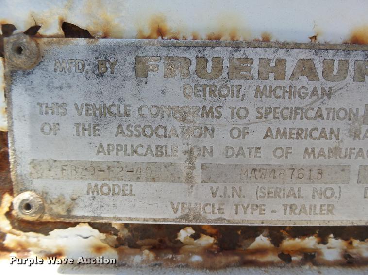image for item DB4104 1975 Fruehauf FBZ9-F2-40 dry van trailer