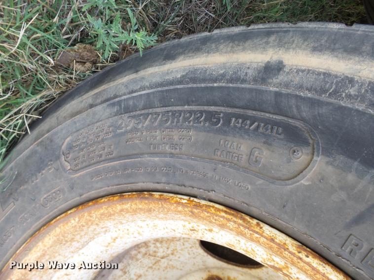 image for item DB4110 1996 Trailmobile G1JA-1RAY dry van trailer