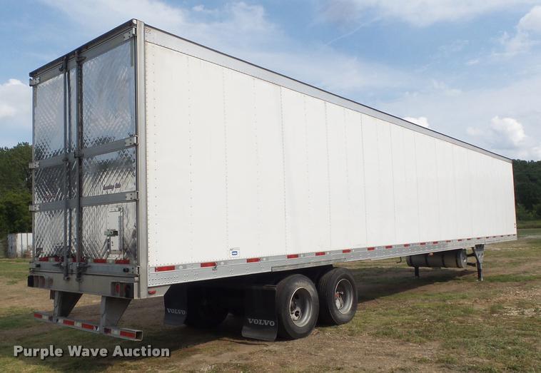 image for item DB6444 2009 Utility 3000R refrigerated van trailer