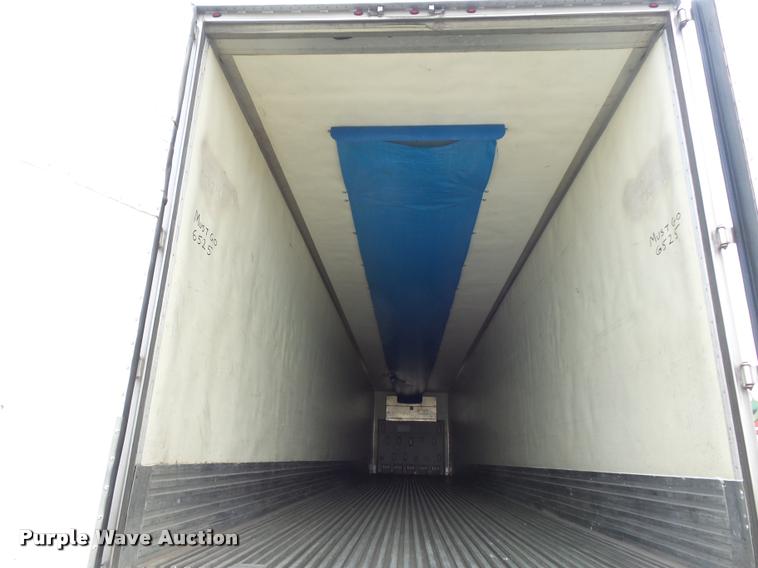 image for item DB6444 2009 Utility 3000R refrigerated van trailer