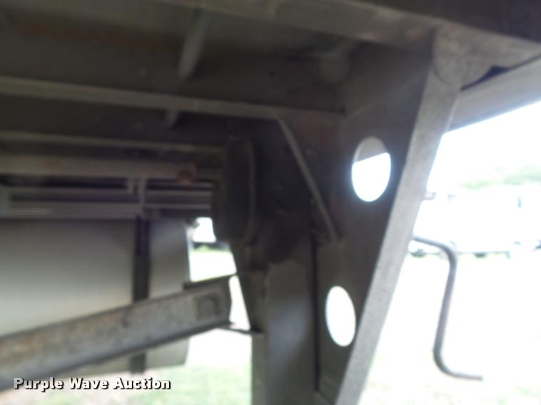 image for item DB6444 2009 Utility 3000R refrigerated van trailer