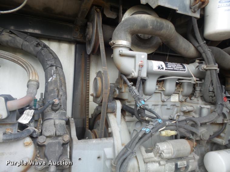 image for item DB6444 2009 Utility 3000R refrigerated van trailer