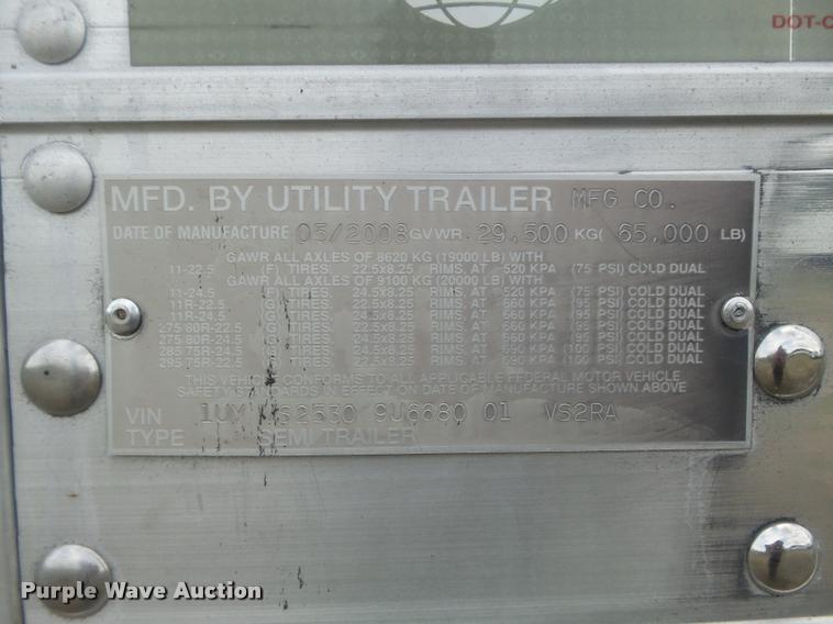 image for item DB6444 2009 Utility 3000R refrigerated van trailer