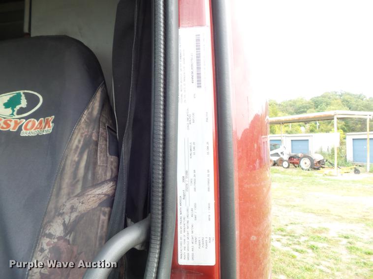 image for item DB6445 2009 Volvo VNL semi truck