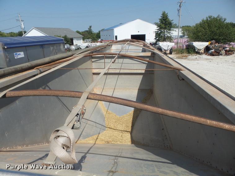 image for item DB6453 1997 Timpte Split Tub double hopper bottom grain trailer