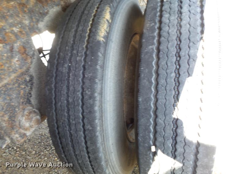 image for item DB6453 1997 Timpte Split Tub double hopper bottom grain trailer