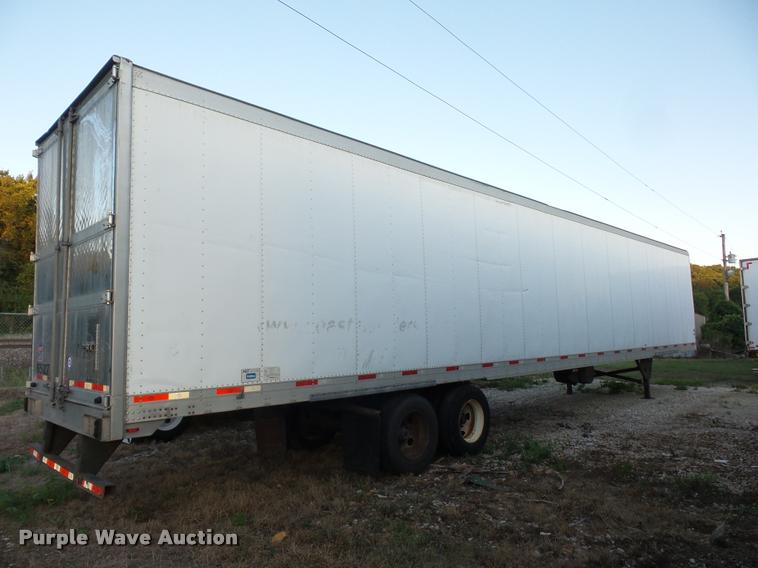 image for item DB6456 2009 Utility 300R refrigerated van trailer